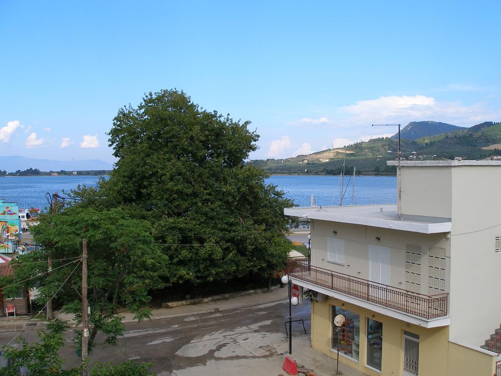 Anastasia - Efthimios Apartments Agios Konstantinos  Buitenkant foto