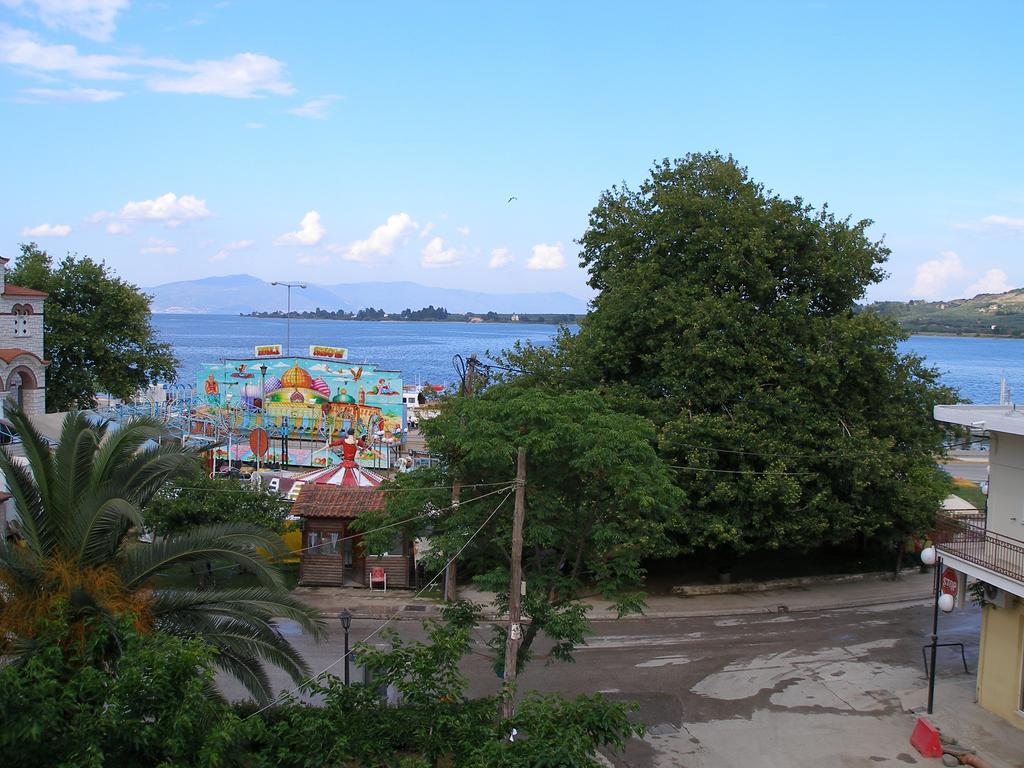 Anastasia - Efthimios Apartments Agios Konstantinos  Buitenkant foto